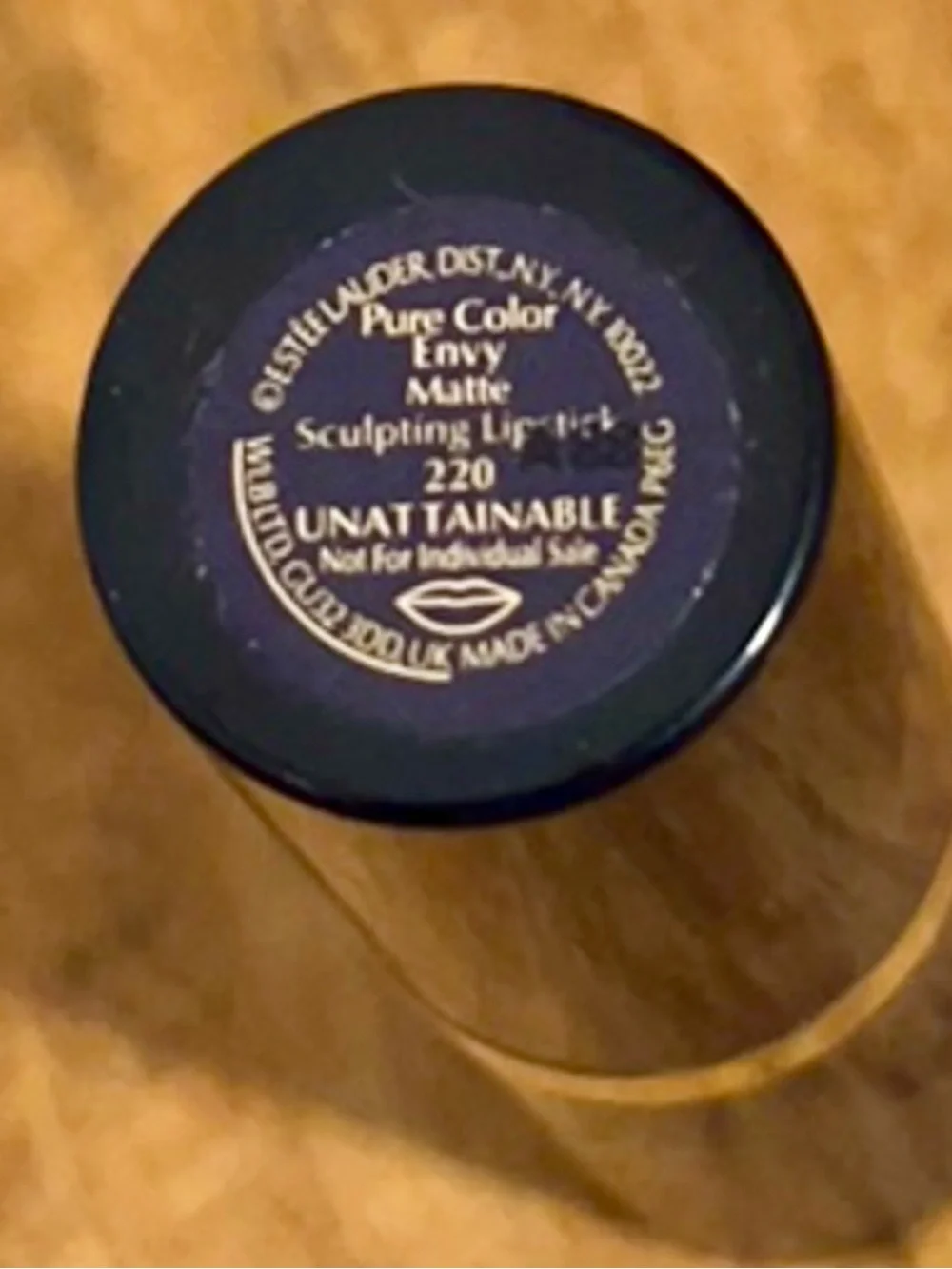 Estee Lauder Unattainable Pure Color Envy Lipstick 220 NEW NWOB Matte Sculpting